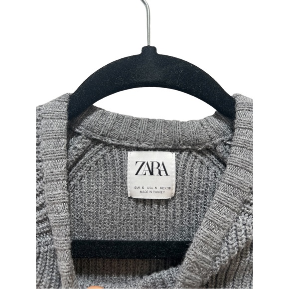 Gray Zara Knit Sweater in like new condition Size S - Picture 8 of 8